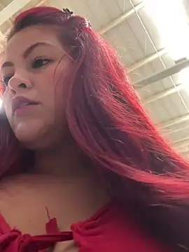 lia moon77 online show from 02.14.25