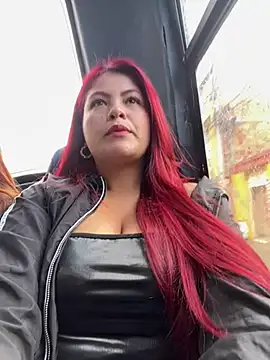 lia moon77 online show from 03.18.25