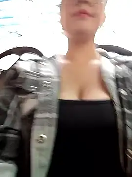 lara moon25 online show from 09.28.25