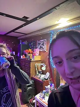 NovaLove2002 online show from 02.26.25