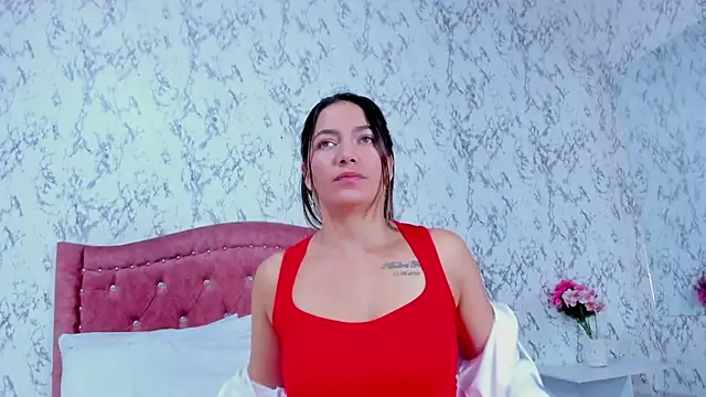 Mia Malkovaa  online show from 10.27.25