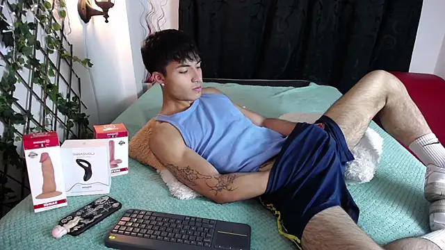 dylan fun18 online show from 01.06.25