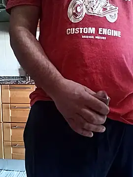 Snapshot of adre84s chatting on 12.19.24 adre84s online show from 12.19.24