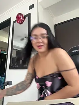 Snapshot of camianddanna chatting on 02.05.26 camianddanna online show from 02.05.26