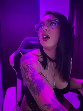 Snapshot of camianddanna chatting on 02.07.26 camianddanna online show from 02.07.26