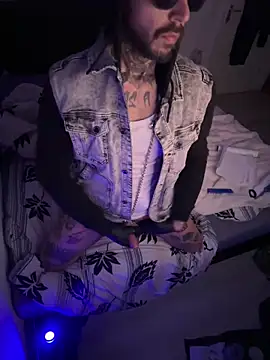 LuggiJack online show from 12.30.24