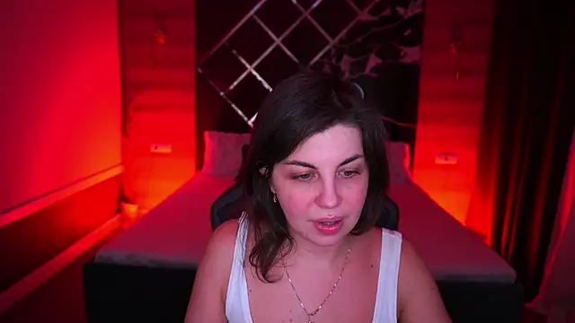 MirandaWong online show from 09.21.25