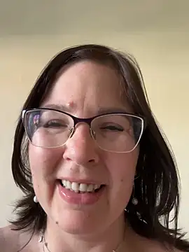 Snapshot of B_Bonya_m chatting on 02.02.26 B Bonya m online show from 02.02.26