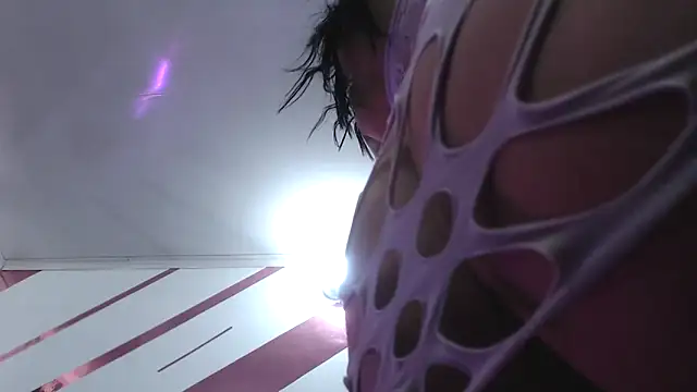 Kitten Hot  online show from 09.30.25