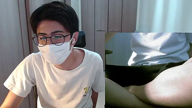 Snapshot of ryota_kkk chatting on 05.13.26 ryota kkk online show from 05.13.26