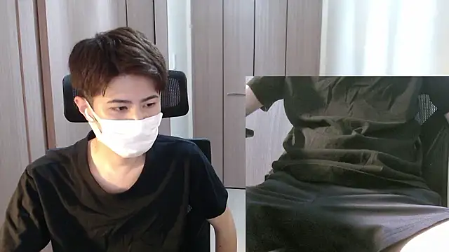 Snapshot of ryota_kkk chatting on 07.23.26 ryota kkk online show from 07.23.26