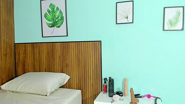 curvy rousi online show from 03.11.25