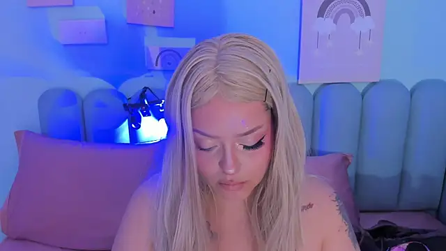 curvy rousi online show from 11.05.25