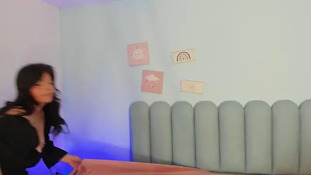 curvy rousi online show from 01.18.26