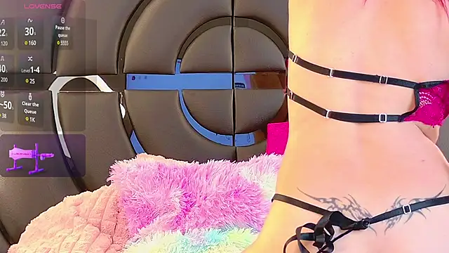 Snapshot of ElizabetthKitty chatting on 01.23.25 ElizabetthKitty online show from 01.23.25