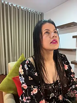 Alice Biel online show from 02.16.25