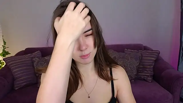 Snapshot of LindaRobertz chatting on 01.20.25 LindaRobertz online show from 01.20.25