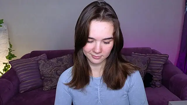 Snapshot of LindaRobertz chatting on 01.20.25 LindaRobertz online show from 01.20.25