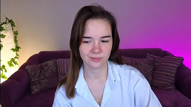 Snapshot of LindaRobertz chatting on 01.24.25 LindaRobertz online show from 01.24.25