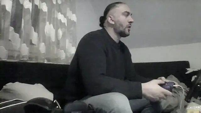 Snapshot of NewyorkDimi chatting on 02.18.25 NewyorkDimi online show from 02.18.25