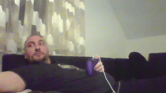 Snapshot of NewyorkDimi chatting on 02.25.25 NewyorkDimi online show from 02.25.25