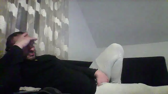 Snapshot of NewyorkDimi chatting on 03.11.25 NewyorkDimi online show from 03.11.25