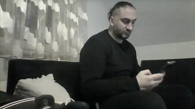 Snapshot of NewyorkDimi chatting on 03.15.25 NewyorkDimi online show from 03.15.25