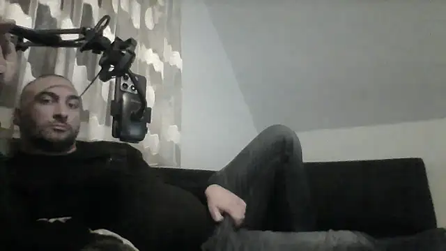 Snapshot of NewyorkDimi chatting on 11.07.25 NewyorkDimi online show from 11.07.25