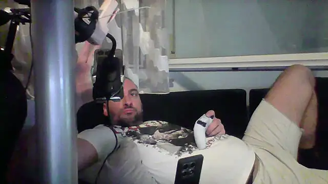 Snapshot of NewyorkDimi chatting on 07.08.26 NewyorkDimi online show from 07.08.26