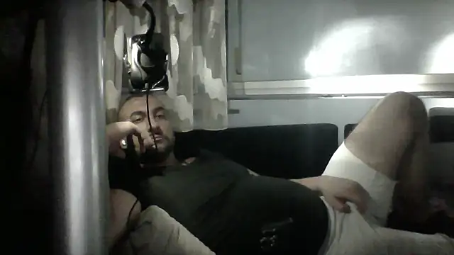 Snapshot of NewyorkDimi chatting on 07.13.26 NewyorkDimi online show from 07.13.26