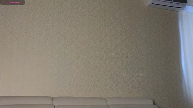 Snapshot of elsa_limerence chatting on 02.13.25 elsa limerence online show from 02.13.25