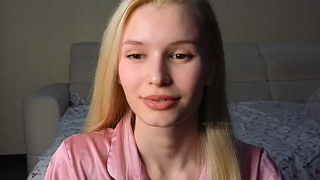 Snapshot of elsa_limerence chatting on 02.24.25 elsa limerence online show from 02.24.25