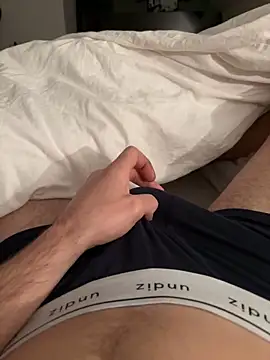 Snapshot of val6910 chatting on 01.17.25 val6910 online show from 01.17.25