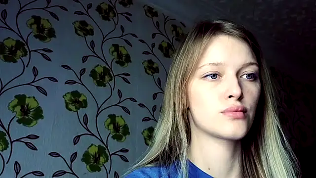 Snapshot of Evvie_Summn1 chatting on 06.29.26 Evvie Summn1 online show from 06.29.26