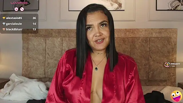 Snapshot of lyn_adamns chatting on 01.12.25 lyn adamns online show from 01.12.25