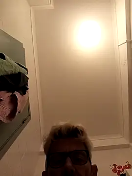 Snapshot of jonyfree1978 chatting on 10.07.25 jonyfree1978 online show from 10.07.25