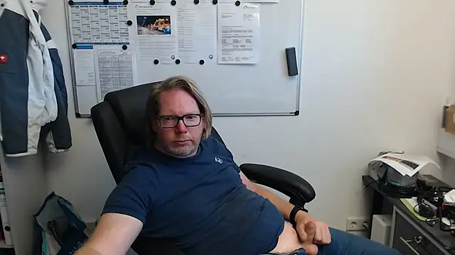 Snapshot of VSteph chatting on 09.12.25 VSteph online show from 09.12.25