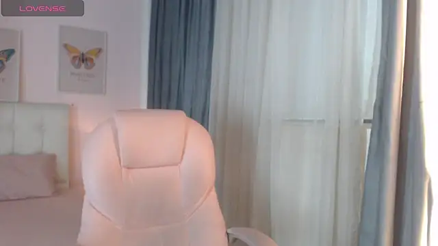 Snapshot of liss_black chatting on 03.08.25 liss black online show from 03.08.25