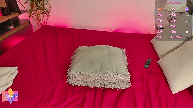 Snapshot of Alexawhiittee chatting on 03.16.26 Alexawhiittee online show from 03.16.26