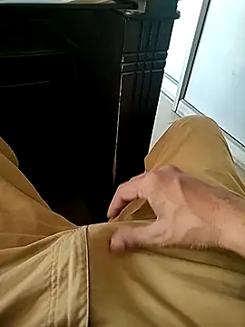 Snapshot of Delhi28 chatting on 10.12.25 Delhi28 online show from 10.12.25