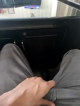 Snapshot of Delhi28 chatting on 10.13.25 Delhi28 online show from 10.13.25