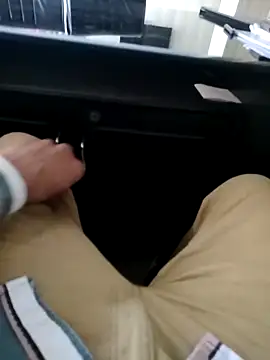 Snapshot of Delhi28 chatting on 10.23.25 Delhi28 online show from 10.23.25