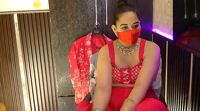 fabdemira online show from 12.20.24