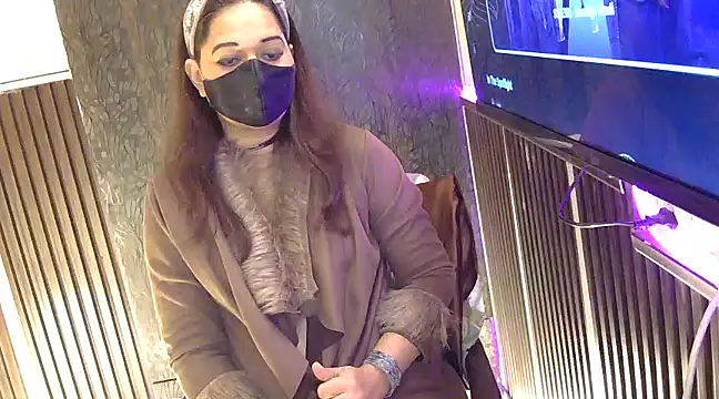 fabdemira online show from 01.14.25