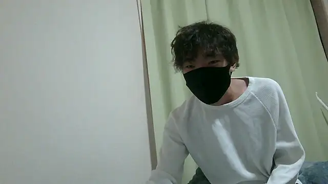 Snapshot of UKI06 chatting on 12.07.24 UKI06 online show from 12.07.24