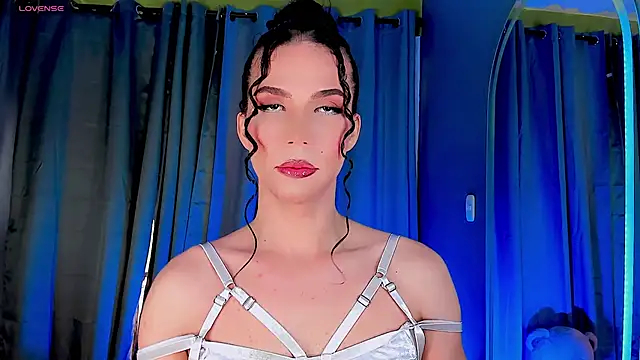 Snapshot of gatitavenecis chatting on 01.21.25 gatitavenecis online show from 01.21.25