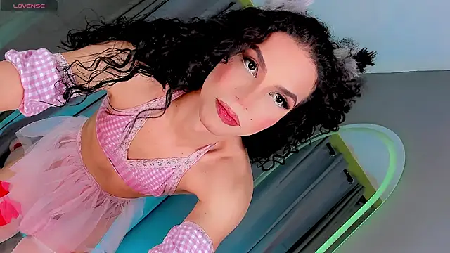 Snapshot of gatitavenecis chatting on 01.24.25 gatitavenecis online show from 01.24.25