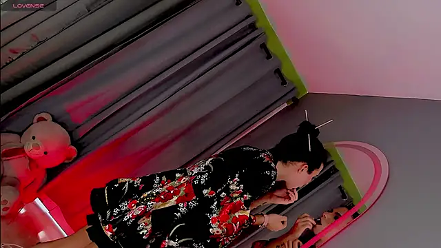 Snapshot of gatitavenecis chatting on 01.28.25 gatitavenecis online show from 01.28.25