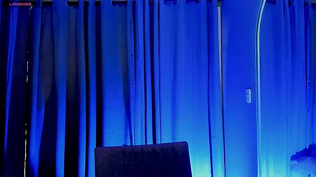 Snapshot of gatitavenecis chatting on 02.25.25 gatitavenecis online show from 02.25.25