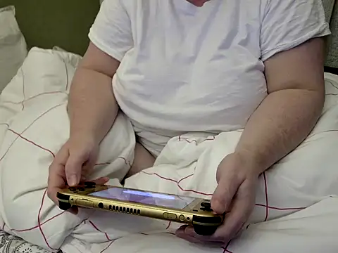 MarthaBriest online show from 11.03.25